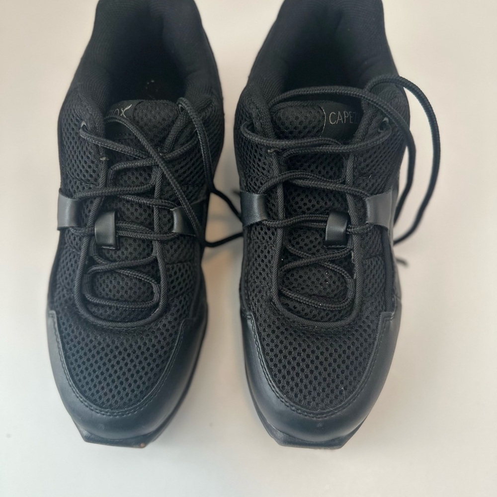 Women’s Size 7 Capezio Black Dance Shoes